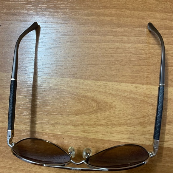 Chanel sunglasses, used condition, silver . - Picture 11 of 14